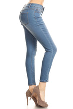 Load image into Gallery viewer, BETWEEN US 1B CURVY BUTT LIFTER LT BLUE RAYON JEANS