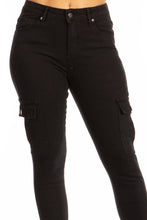 Load image into Gallery viewer, BETWEEN US HIGH RISE SKINNY JEANS WITH SIDE CARGO POCKETS
