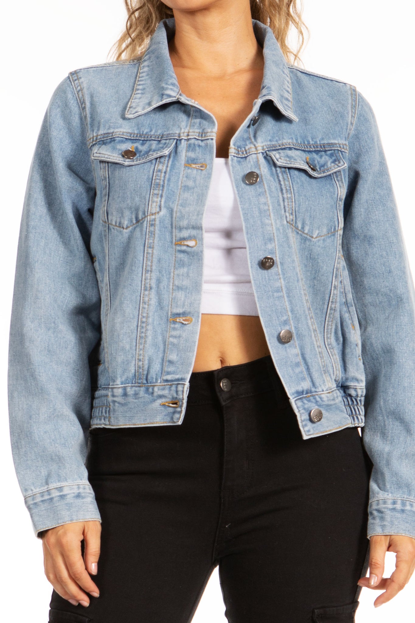 Denim jacket – The wardrobe staple – The 50Plus Girl