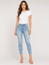Load image into Gallery viewer, BEYOND US WOMEN HIGH RISE DENIM JEANS WITH BUTTERFLY PATCH