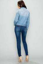 Load image into Gallery viewer, BETWEEN US PLUS SIZE Light Blue Cropped Basic Denim Jacket